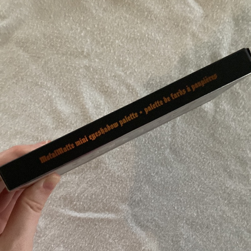 NEW Kat Von D KVD Beauty Metal Matte Mini Eyeshadow Palette Limited Edition NIB - Picture 5 of 12